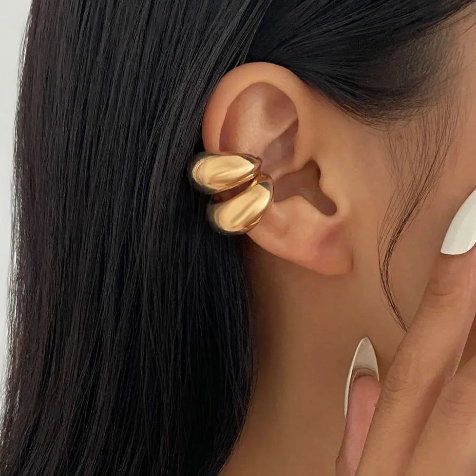 Salircon 2026 New Unique C-Shaped Metal Water Drop Cartilage Ear Clip Women Punk Gold Color Ear Cuff Jewelry Christmas Gifts