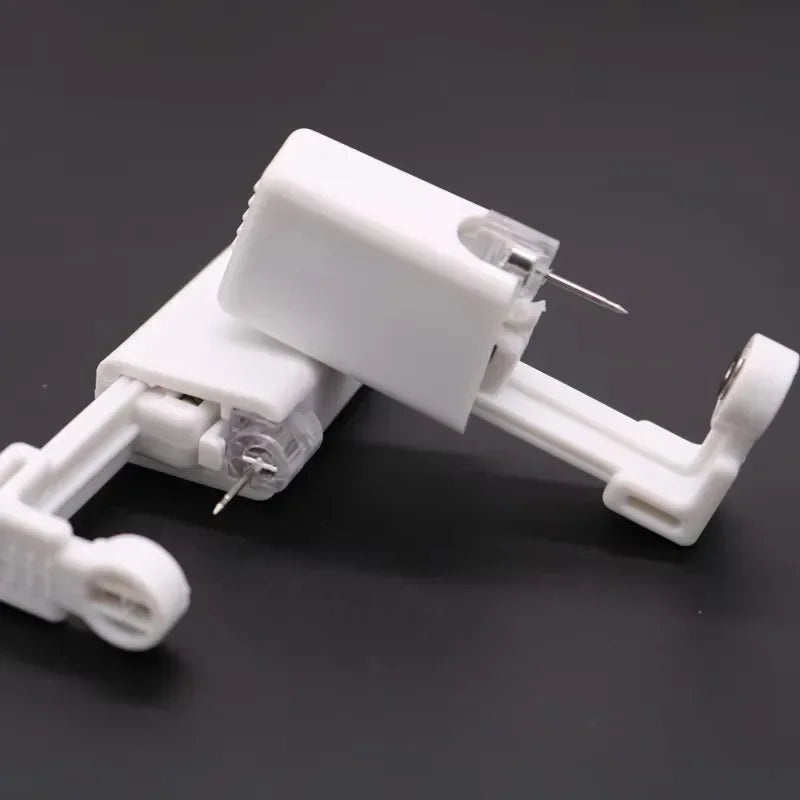 Safety Ear Piercing Gun Kit Women Men Disposable White Plastic Sterile Ear Piercing Device Fashion Simple Jewelry Piercing 2030