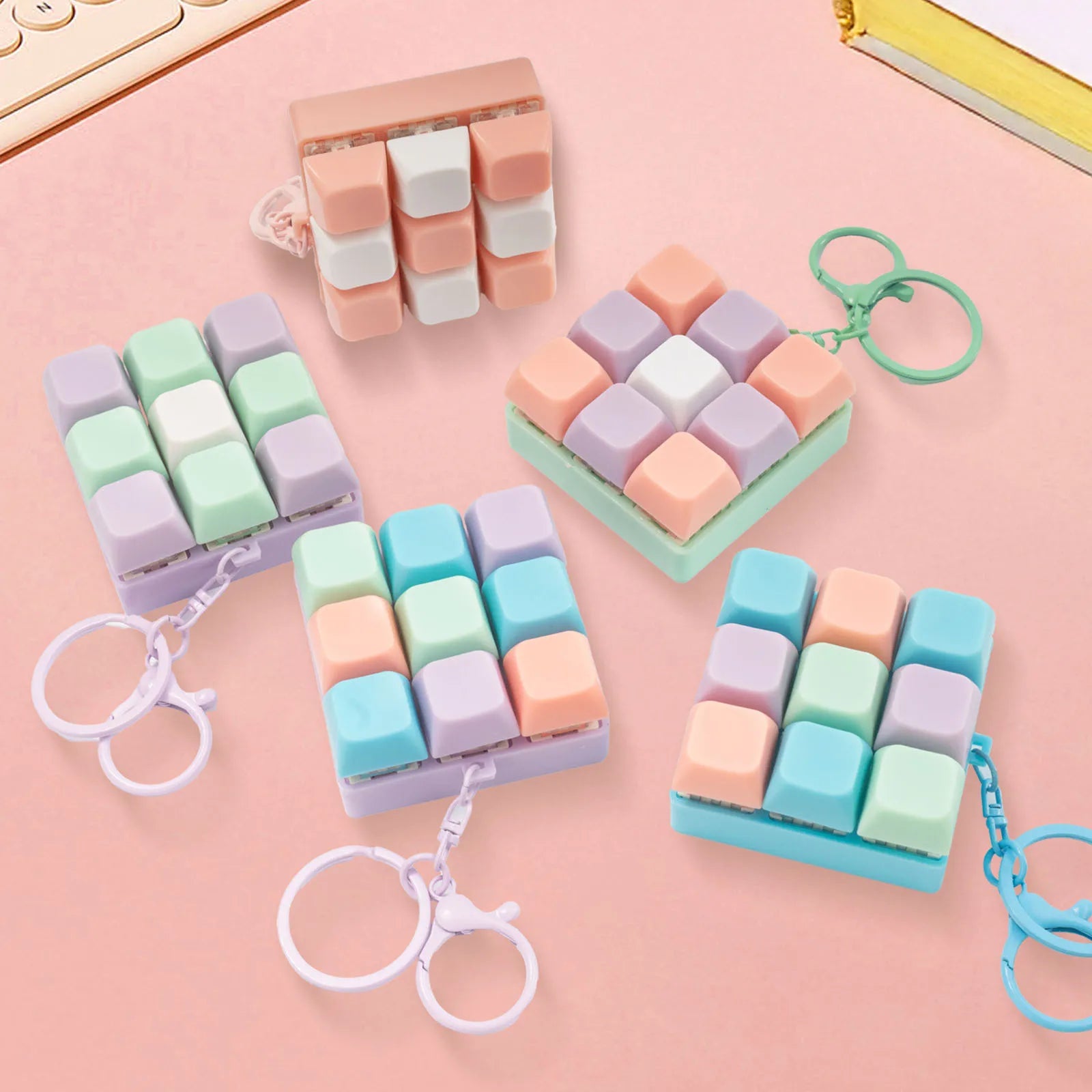 Keyboard Fidget Toy Keychain Button Fidget Gifts for Adults to Relieve Stress Nine-key Can Be Assembled Freely