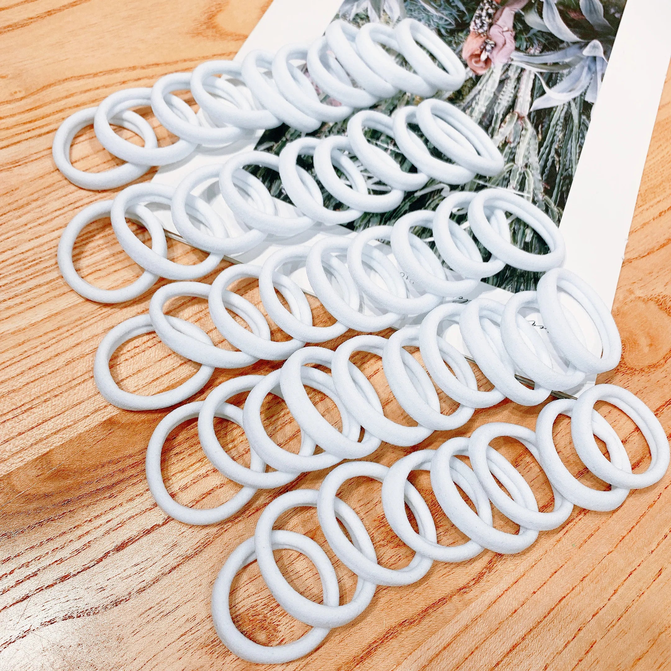 50/100 pieces of black and white hair bands, women's hair bands, high-elasticity rubber band hair bands, hair bands