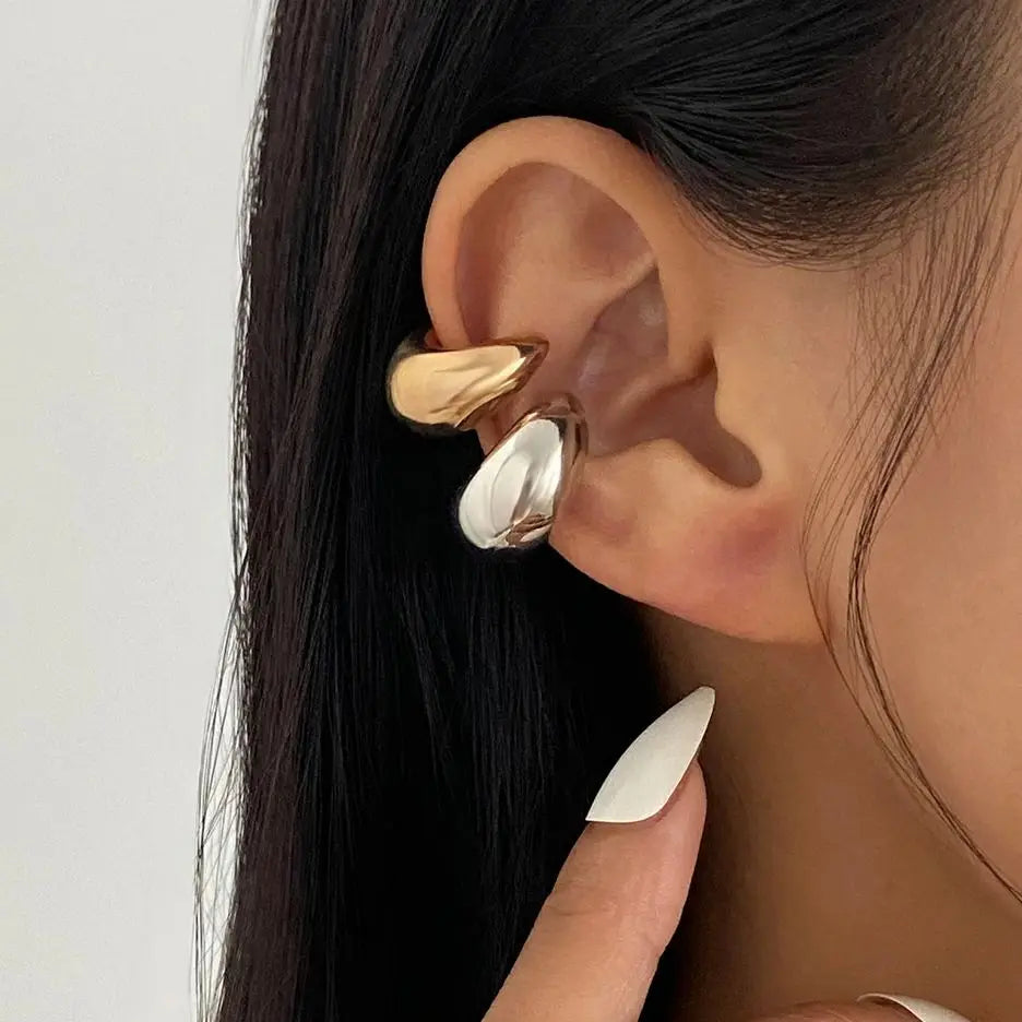 Salircon 2026 New Unique C-Shaped Metal Water Drop Cartilage Ear Clip Women Punk Gold Color Ear Cuff Jewelry Christmas Gifts