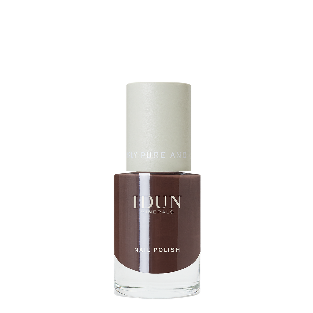 NAIL POLISH