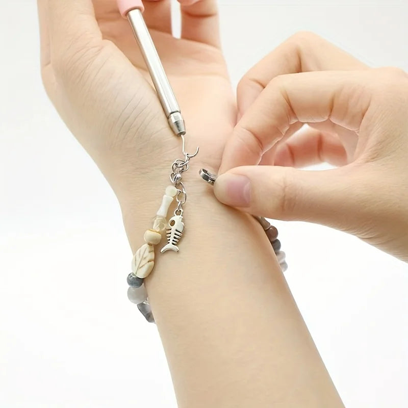 Help Wear Bracelet Tool Partner Jewelry Helper Fastening Aid Quickly Unfasten Hooking Equipment Pliers Clasps Ties Zipper Craft
