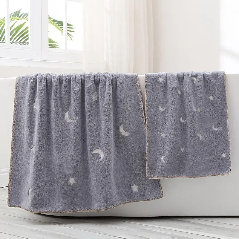 Star Moon Embroidered Luxury Bath Towels (2-Pack)